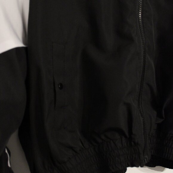 Cropped Windbreaker Jacket - Picture 2 of 5